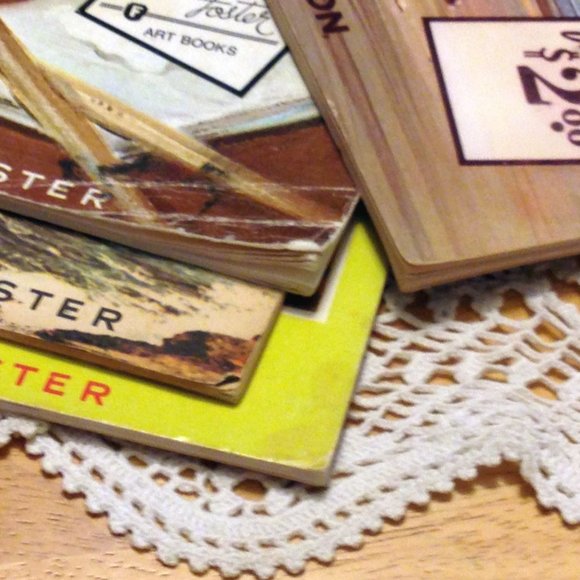 Vintage Oversized Foster Art books - Picture 12 of 16